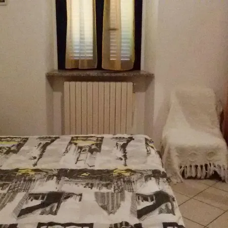 A Apartment Brebbia